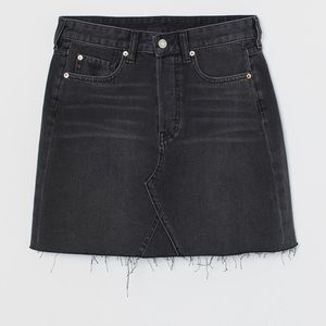 H&M black denim skirt size 12